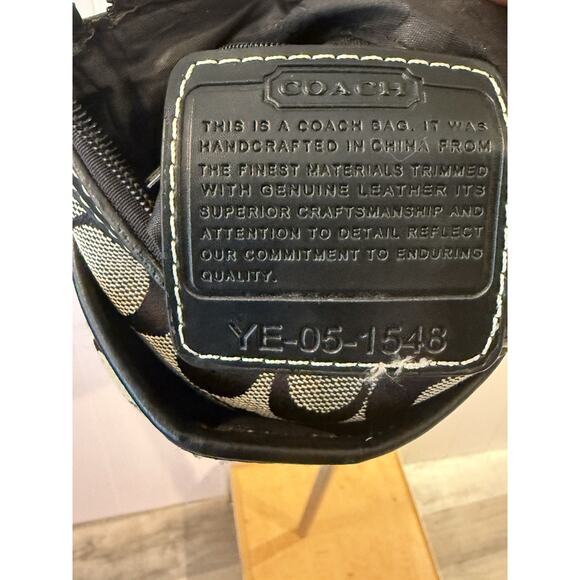 Coach Black Signature C Crossbody Bag Purse Adjustable Strap Zip Top Logo - Picture 9 of 10